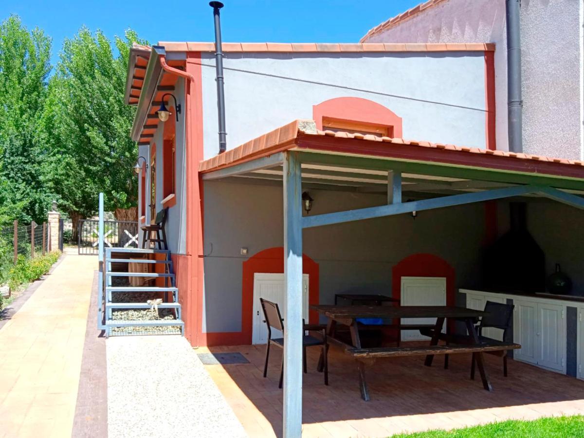 El Vagon De Baides Guest House ภายนอก รูปภาพ