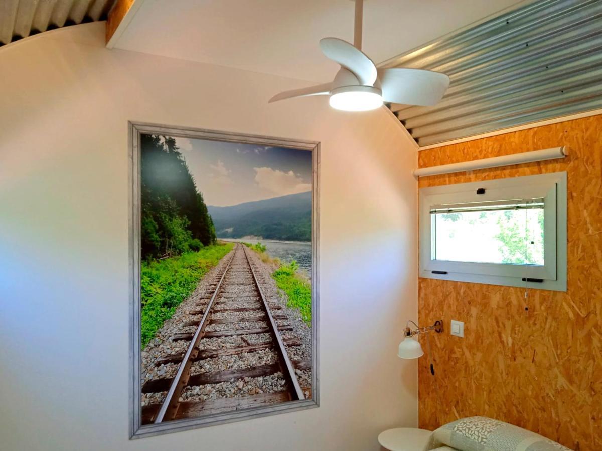 El Vagon De Baides Guest House ภายนอก รูปภาพ