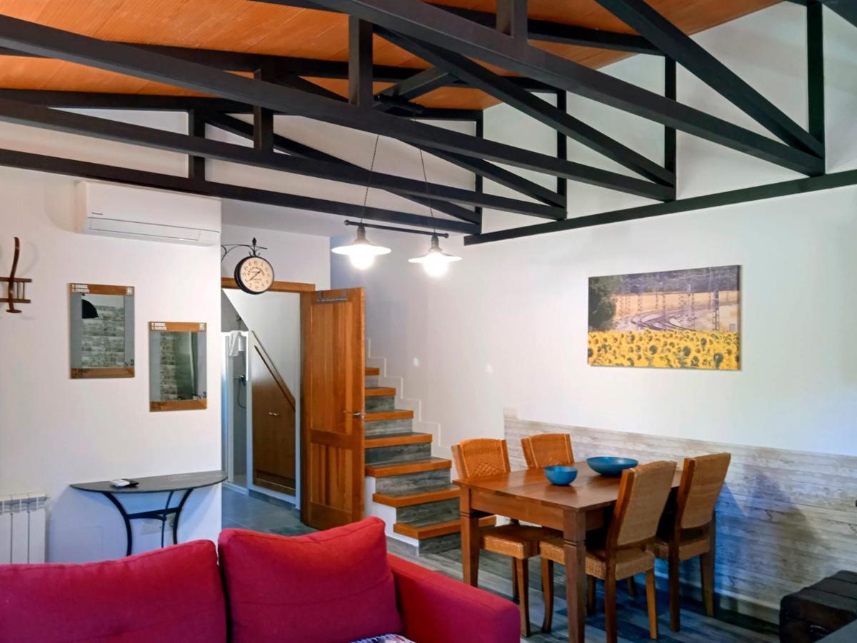El Vagon De Baides Guest House ภายนอก รูปภาพ